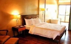 Bravo Resorts - Munting Paraiso